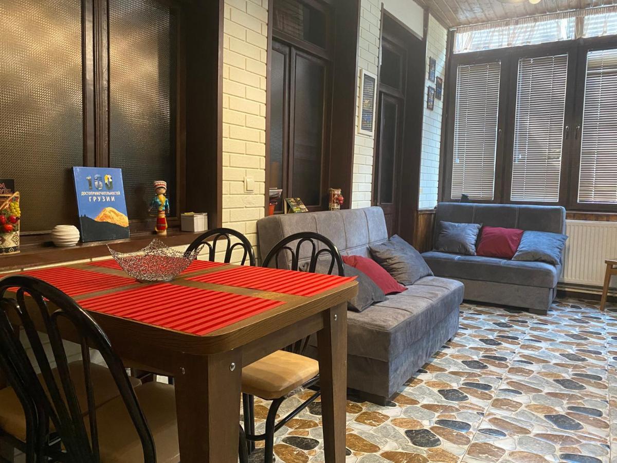 Lovely Apartment Tbilisi Exterior photo